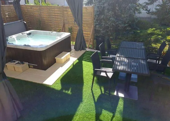 Le Val D\'Amousse Spa Illimite Et Privatif Animaux Admis